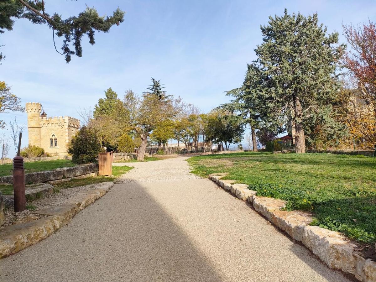 Gite Chaleureux Au Coeur Du Village Roquetaillade Exterior foto